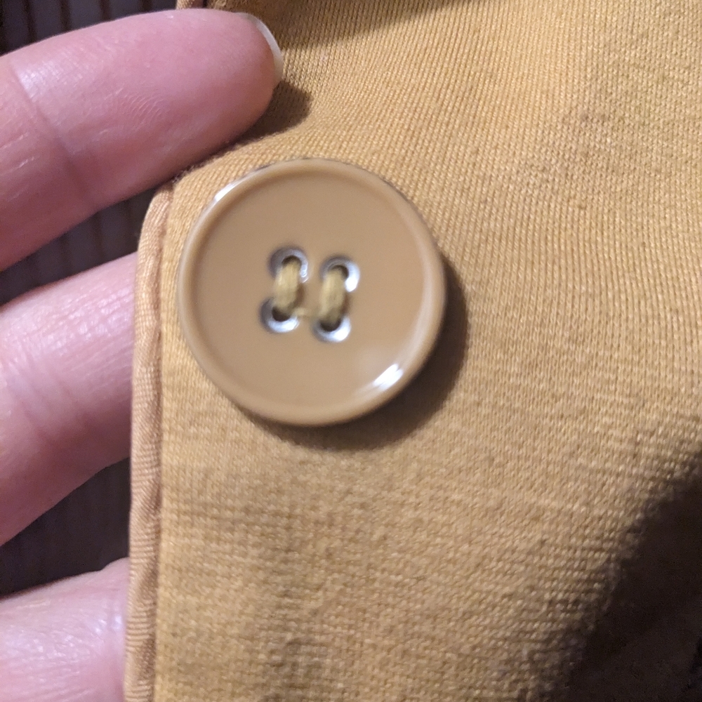 Blazer - Picture 3 of 5